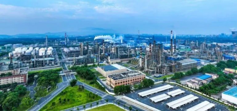 2024年短视频剪辑制作设备选购指南：电脑配置与软件搭配方案